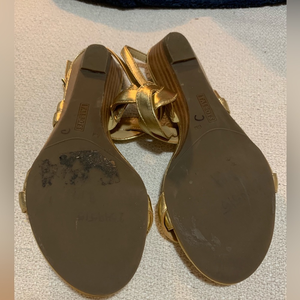 Talbots Mini-Wedge Sandal! - Picture 5 of 5